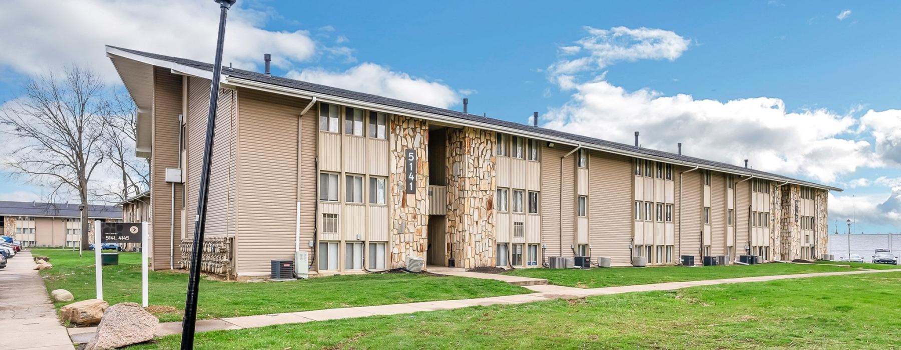 apartment building exterior at Stone Lodge